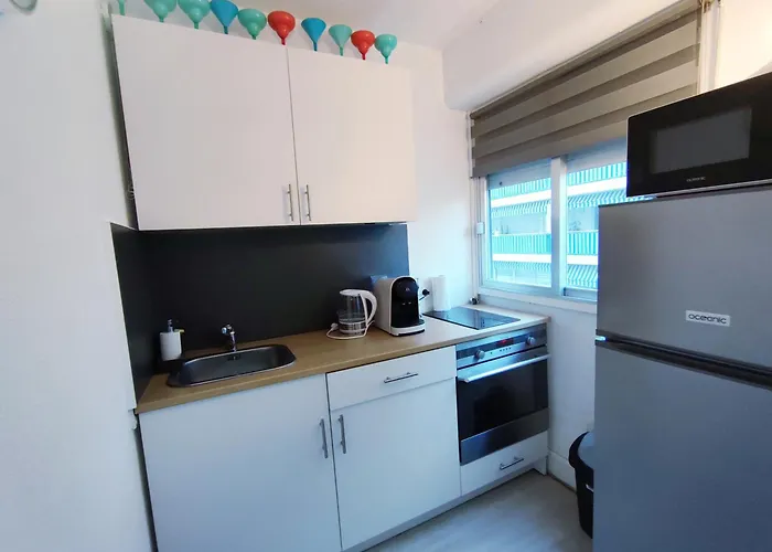 Studio T1- 2 Min Des Plages - Golf-Juan - Clim&Wifi