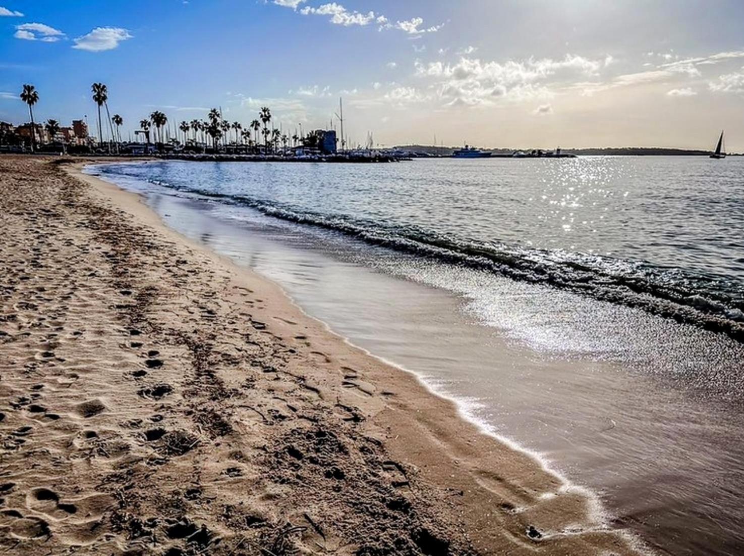 T1- 2 Min Des Plages - Golf-juan - Clim&wifi Appartamento *